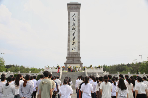 图片1 图片1
